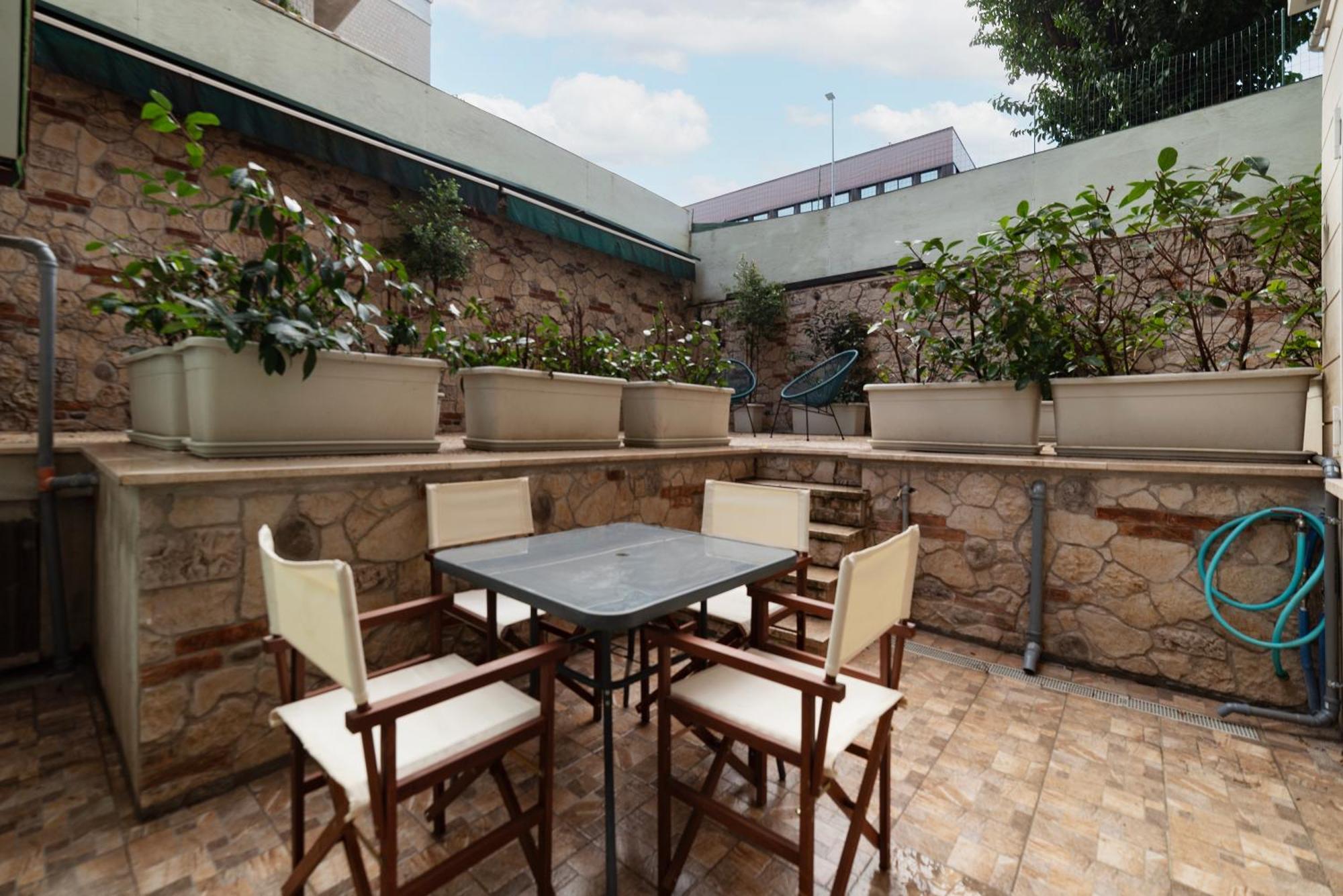 San Pietro Terrace * Rom