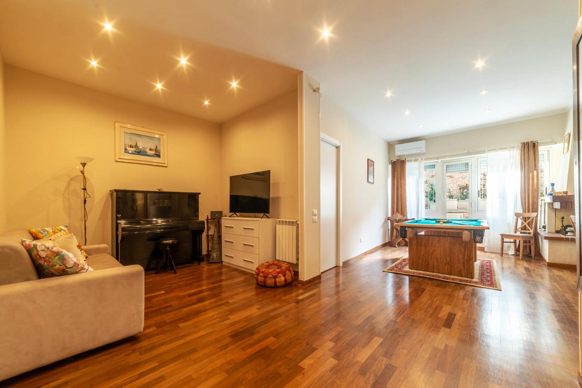 San Pietro Terrace Apartment